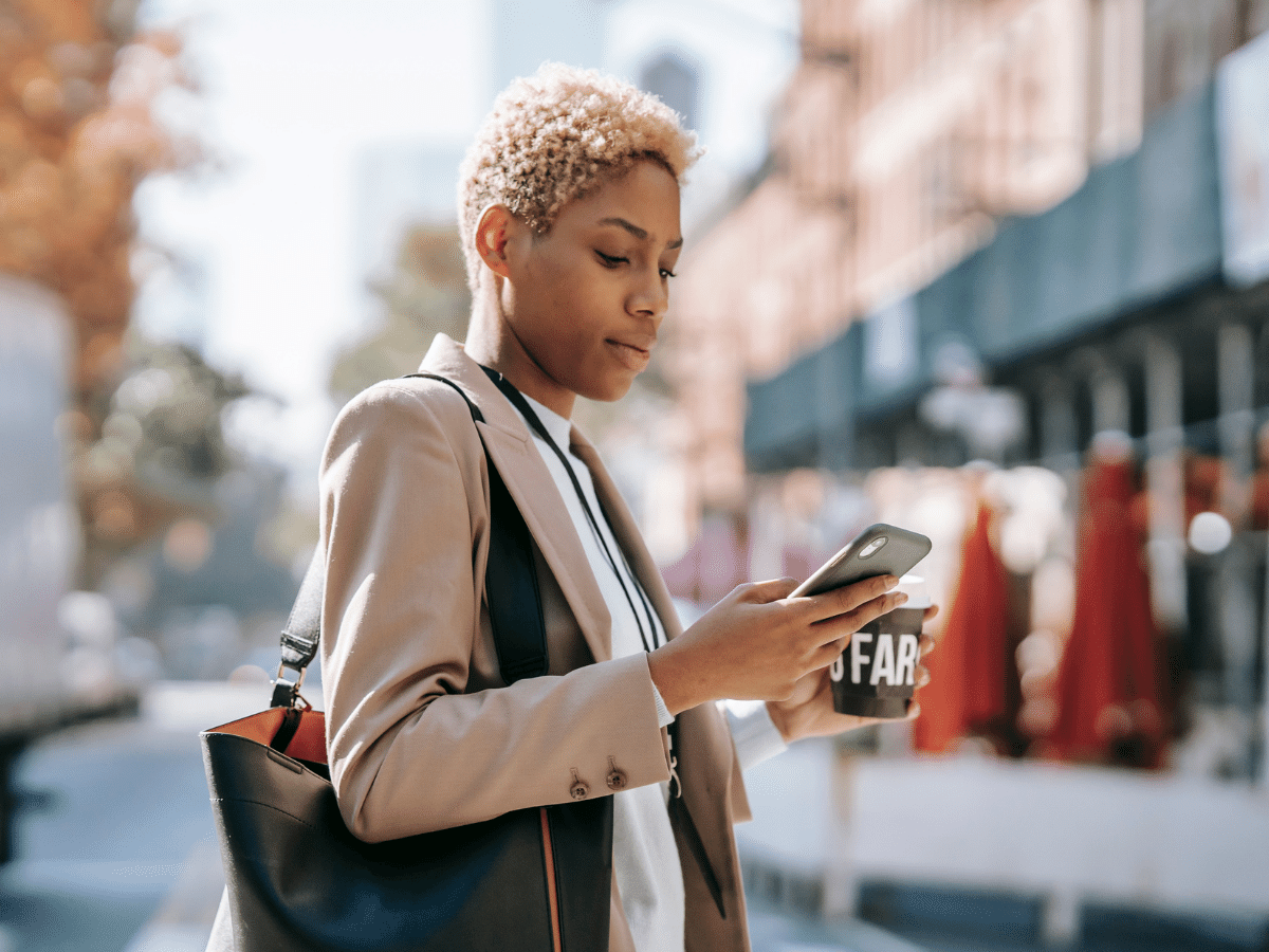 woman messaging on Fongo Mobile app